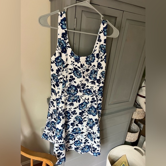 H&M skater floral dress - Picture 1 of 3